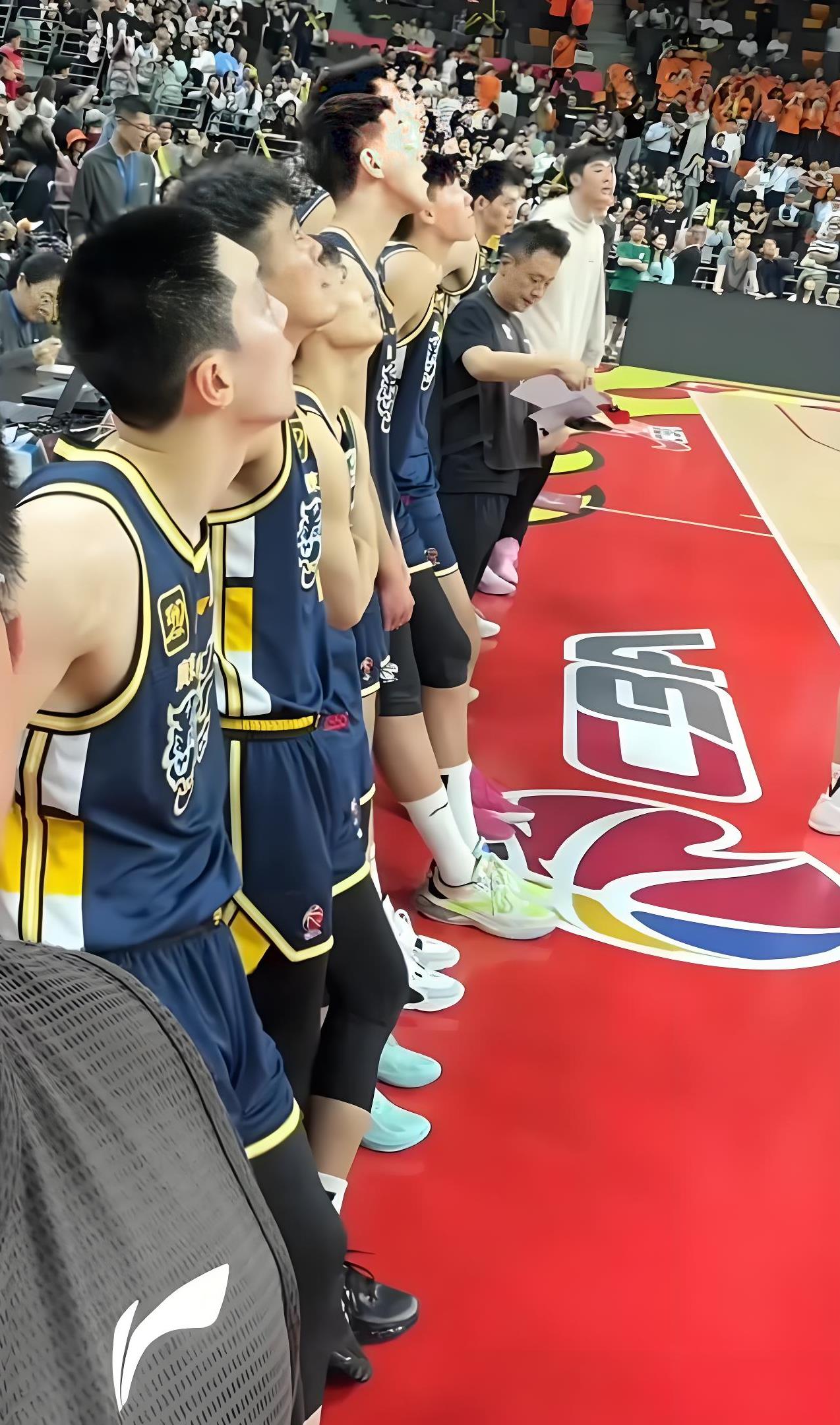 九游体育app包含深圳男篮发布备战花絮，今晚手感冰凉，国王杯任务艰巨，资深球员宣示担当的词条